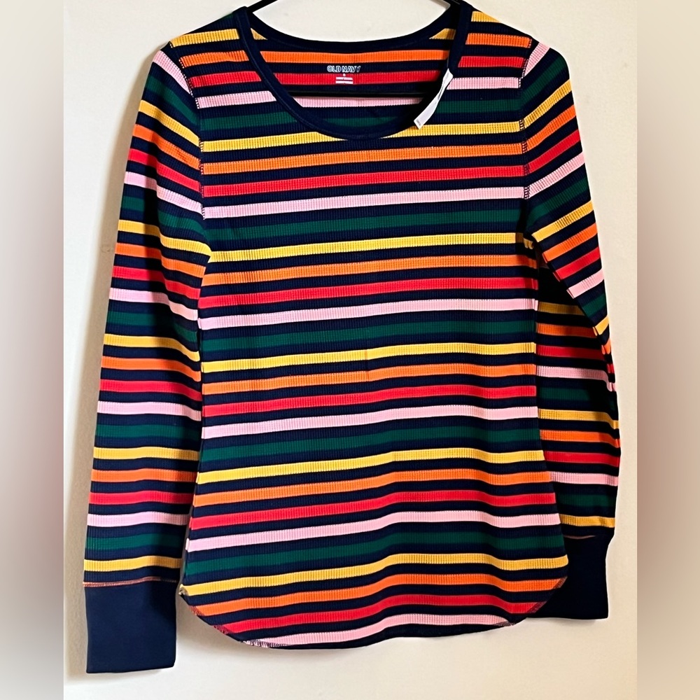 Long sleeved rainbow tee